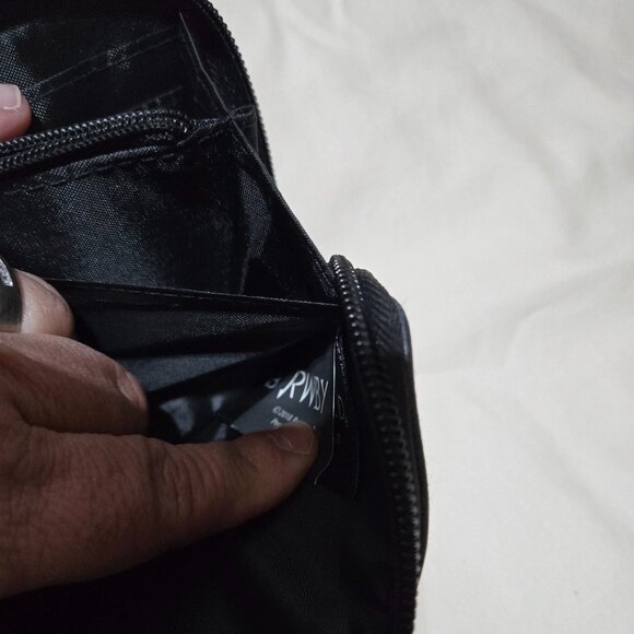 Official Rooster Teeth RWBY Team RWBY Zip-Around Wallet - Picture 5 of 6